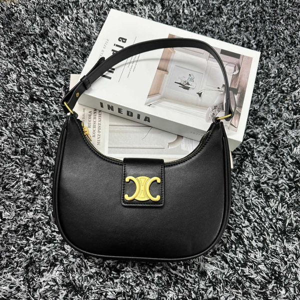 new summer leisure versatile triumphal arch one shoulder underarm bag handbag stick bag genuine leather women's bag
new summer leisure versatile triumphal arch one shoulder underarm bag handbag stick bag genuine leather women's bag