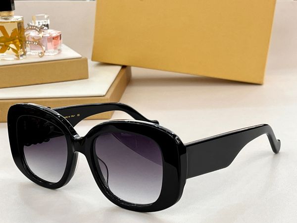 sunglasses for men and women designers 5010s style anti-ultraviolet retro eyewear full frame glasses random box 5010, White;black
sunglasses for men and women designers 5010s style anti-ultraviolet retro eyewear full frame glasses random box 5010, White;black