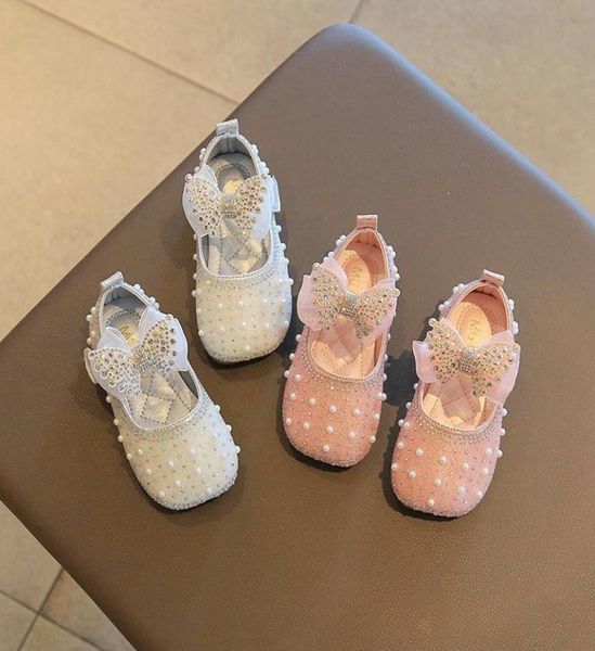 fashion girl dress shoes with a bow pearl kids designer spring summer chaussures filles baby chaussures pour enfants toddler child5239756, Black;grey
fashion girl dress shoes with a bow pearl kids designer spring summer chaussures filles baby chaussures pour enfants toddler child5239756, Black;grey
