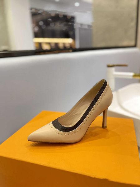 luxury designer dress shoes women's luis high heels new sandals designer fashion formal vuttonity dress elegant temperament lz023, Black
luxury designer dress shoes women's luis high heels new sandals designer fashion formal vuttonity dress elegant temperament lz023, Black