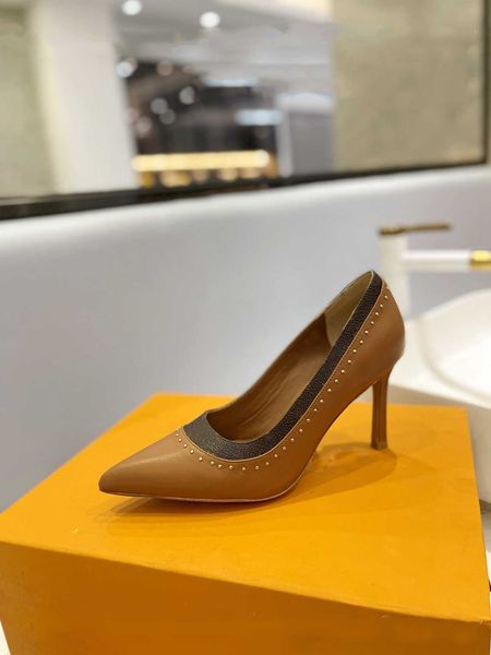 luxury designer dress shoes women's luis high heels new sandals designer fashion formal vuttonity dress elegant temperament lz02, Black
luxury designer dress shoes women's luis high heels new sandals designer fashion formal vuttonity dress elegant temperament lz02, Black