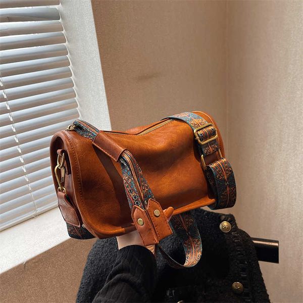 this year's popular bag for women with large capacity new fashion broadband crossbody bag niche internet red pillow bag
this year's popular bag for women with large capacity new fashion broadband crossbody bag niche internet red pillow bag