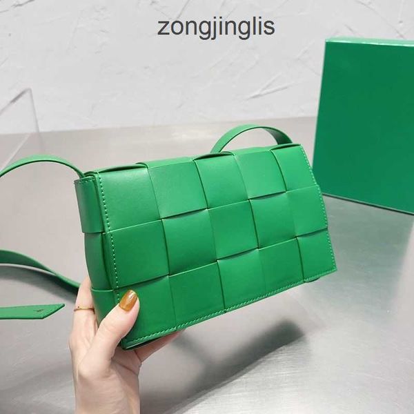 woven style designer fashion 2023 bag venetas bags small square cassettes simple bottegas tofu same one-shoulder underarm m ovm5
woven style designer fashion 2023 bag venetas bags small square cassettes simple bottegas tofu same one-shoulder underarm m ovm5