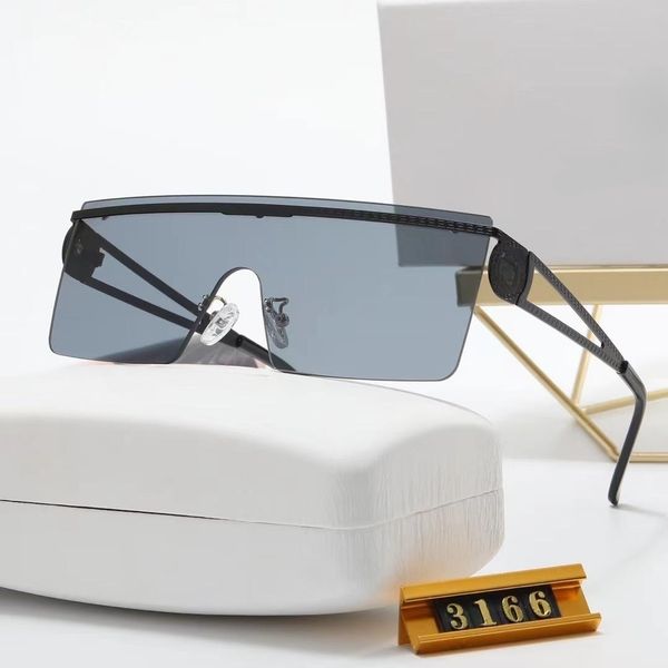 men designer sunglasses with box sunglasses for women hip hop luxury classics fashion matching driving beach shading uv protection polarized, White;black
men designer sunglasses with box sunglasses for women hip hop luxury classics fashion matching driving beach shading uv protection polarized, White;black