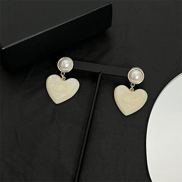 classics retro earrings designer stud c earing luxury charm women diamond jewelry womam pearl ccity 3467, Golden;silver
classics retro earrings designer stud c earing luxury charm women diamond jewelry womam pearl ccity 3467, Golden;silver