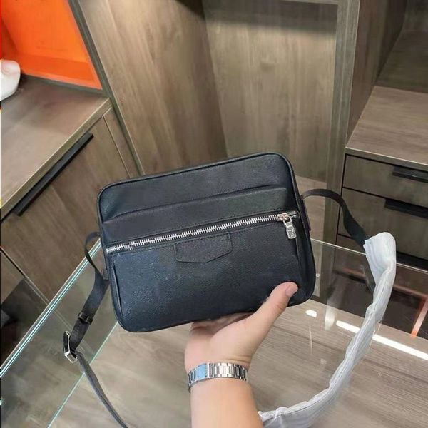 reading new men messenger vintage bag mens women tote handbags genuine leather handbag shoulder bags inclined shoulder briefcase atse
reading new men messenger vintage bag mens women tote handbags genuine leather handbag shoulder bags inclined shoulder briefcase atse
