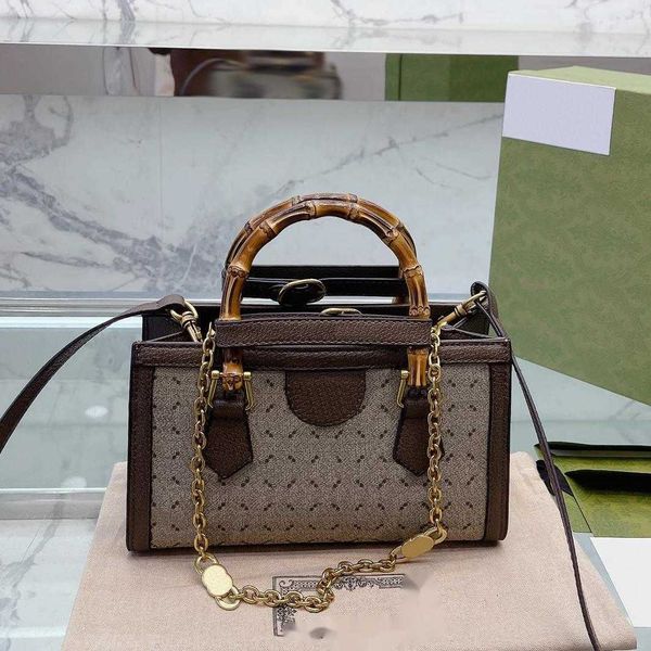 crossbody shoulder bag designer bag handbags women new bamboo bag luxurys designers handbag womens fashion classic purses totes gbag
crossbody shoulder bag designer bag handbags women new bamboo bag luxurys designers handbag womens fashion classic purses totes gbag