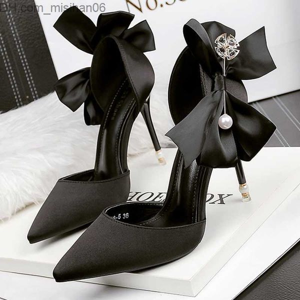 dress shoes dress shoes bow-knot women pumps designer shoes high heels sandals women satin stiletto heels pearl wedding shoes plus size 43 2, Black
dress shoes dress shoes bow-knot women pumps designer shoes high heels sandals women satin stiletto heels pearl wedding shoes plus size 43 2, Black