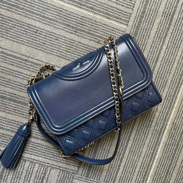tb lingge small fragrant sheepskin square bag fashion chain one shoulder diagonal straddle women's, Pink;blue
tb lingge small fragrant sheepskin square bag fashion chain one shoulder diagonal straddle women's, Pink;blue