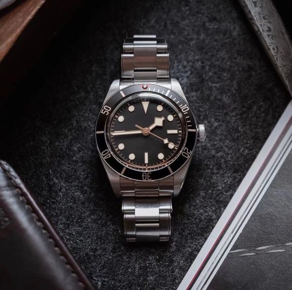 vintage mens watches ceramic bezel classic 41mm men luxury watch automatic mechanical movement designer watch wristwatch no box, Slivery;brown
vintage mens watches ceramic bezel classic 41mm men luxury watch automatic mechanical movement designer watch wristwatch no box, Slivery;brown