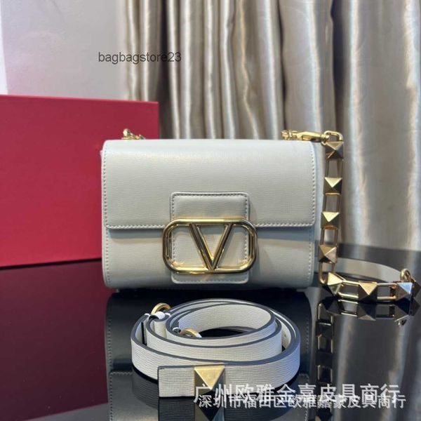 valentiino bags head lady leather purse bag women's valentiino cowhide bags designer rivet fashion layer versatile genuine square singl
valentiino bags head lady leather purse bag women's valentiino cowhide bags designer rivet fashion layer versatile genuine square singl