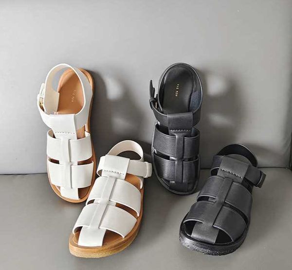 2023 new genuine leather woven sandals women's leisure fashion versatile baotou flat caligae shoes, Black
2023 new genuine leather woven sandals women's leisure fashion versatile baotou flat caligae shoes, Black