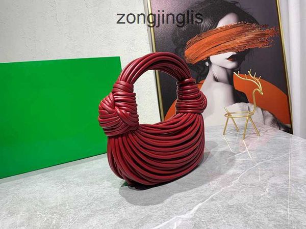 hand ladies women's classic venetas bag bags bottegas shoulder knotted designer noodle 2023 bread single double dumpling knotted high t
hand ladies women's classic venetas bag bags bottegas shoulder knotted designer noodle 2023 bread single double dumpling knotted high t