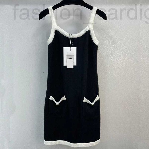 runway dresses designer 23ss women's wool knits dress shirts with letter buttons girls milan tank a-line bodycon sleeveless designer hi, Black
runway dresses designer 23ss women's wool knits dress shirts with letter buttons girls milan tank a-line bodycon sleeveless designer hi, Black