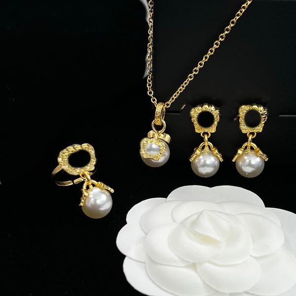 retro beauty head brass material with pearl embellishments women banshee necklace earring ring luxury designer jewelry party gifts xms9 -06, Black
retro beauty head brass material with pearl embellishments women banshee necklace earring ring luxury designer jewelry party gifts xms9 -06, Black