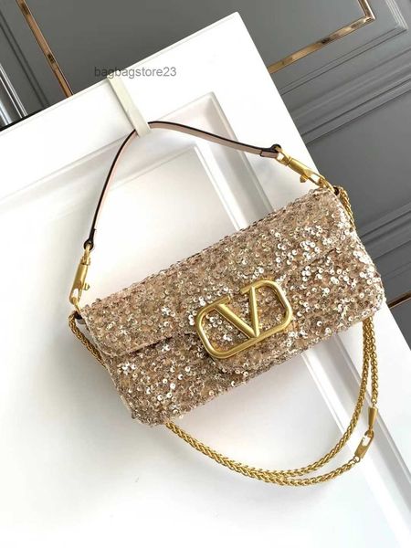 valentiino bags v-buckle diamond lady 3d purse 2023 summer bag chain valentiino embroidery beads bags fashion designer tz88
valentiino bags v-buckle diamond lady 3d purse 2023 summer bag chain valentiino embroidery beads bags fashion designer tz88