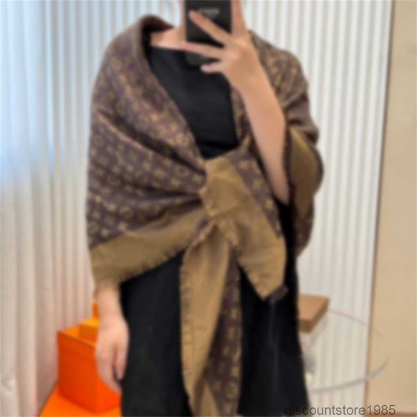 designer women's scarf pure silk scarves 2023 women shawl real silk ladies scarf floral shawl headscarf print kerchief beach neckscaf f, Blue;gray
designer women's scarf pure silk scarves 2023 women shawl real silk ladies scarf floral shawl headscarf print kerchief beach neckscaf f, Blue;gray