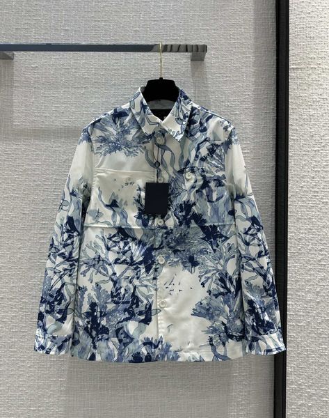 milan runway jackets 2023 new autumn lapel neck long sleeve print brand same style coats women's designer 0703-14, Black;brown
milan runway jackets 2023 new autumn lapel neck long sleeve print brand same style coats women's designer 0703-14, Black;brown