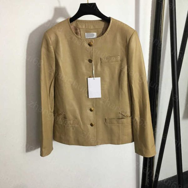 23ss women leather jacket womens designer clothing buckle chain decorative pocket 100% imported sheepskin leather crew-neck coat women cloth, Black
23ss women leather jacket womens designer clothing buckle chain decorative pocket 100% imported sheepskin leather crew-neck coat women cloth, Black