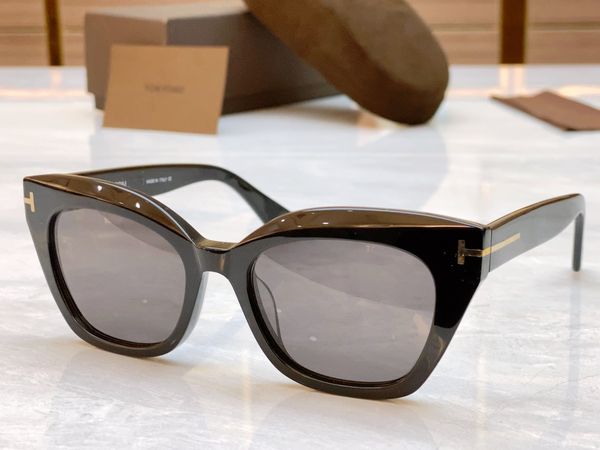 tomford sunglasses for men and women, designed by male and female designers, large square plate glasses, cycling windshields, sunglasses, White;black
tomford sunglasses for men and women, designed by male and female designers, large square plate glasses, cycling windshields, sunglasses, White;black