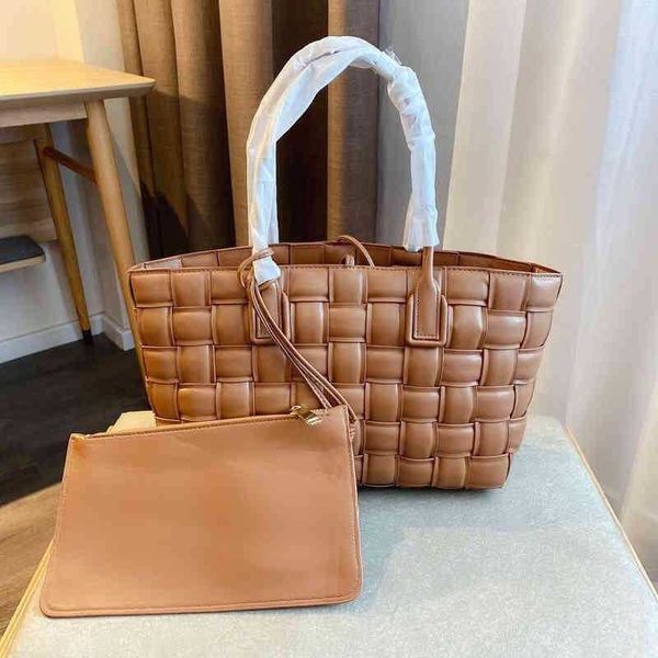 evening bag large capacity woven tote women shopping handbag shoulder leather designer brand female bucket with zipper pouch 22012314
evening bag large capacity woven tote women shopping handbag shoulder leather designer brand female bucket with zipper pouch 22012314