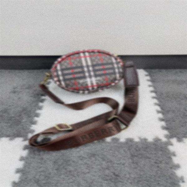 designer children's bag brand letter printed backpack fashion children's backpack classic youth school casual backpack a12
designer children's bag brand letter printed backpack fashion children's backpack classic youth school casual backpack a12