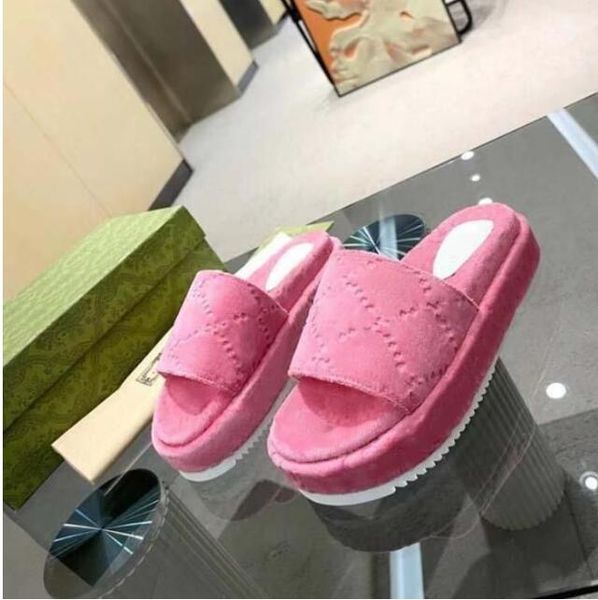 fashion slippers slippers for men, women with original box b22 for women popular designer neutral beach flip-flops quality, Black
fashion slippers slippers for men, women with original box b22 for women popular designer neutral beach flip-flops quality, Black