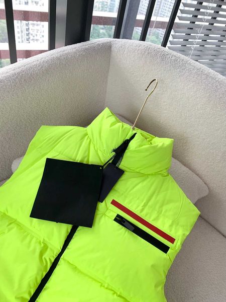 the same down jacket for men and women in autumn and winter, waterproof stand collar warm and comfortable, windproof pressure glue zipper op, Black
the same down jacket for men and women in autumn and winter, waterproof stand collar warm and comfortable, windproof pressure glue zipper op, Black