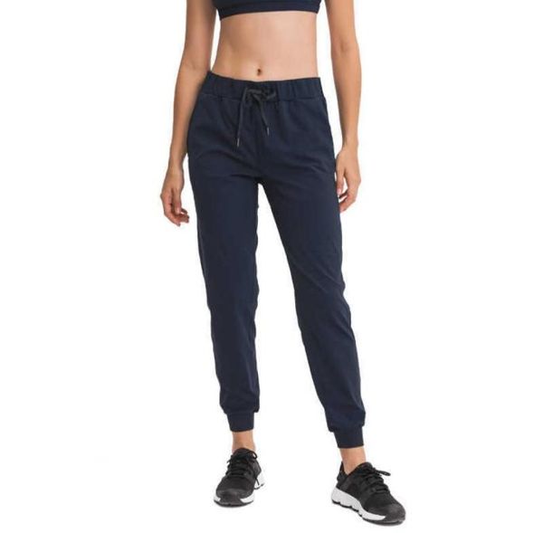 yoga joggers elastic waist leggings pants straight tube sports leisure running gym legging women workout fitness casual capris tro2791889, White;red
yoga joggers elastic waist leggings pants straight tube sports leisure running gym legging women workout fitness casual capris tro2791889, White;red