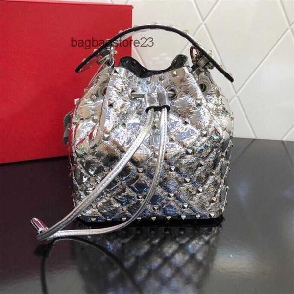 valentiino lady shoulder purse versatile texture bag minority bags single designer winter french fashion women's messenger bucket 1qlo
valentiino lady shoulder purse versatile texture bag minority bags single designer winter french fashion women's messenger bucket 1qlo