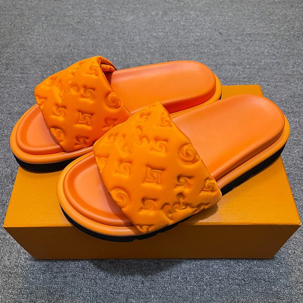 genuine leather thick soled sandals for men and women wearing flip flops on the outside. fashionable travel beach couples slide shoes for me, Black
genuine leather thick soled sandals for men and women wearing flip flops on the outside. fashionable travel beach couples slide shoes for me, Black