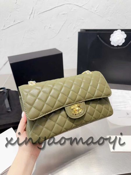 designer shoulder bag classic plaid flaps caviar handbag gold and silver chain leather double letter solid color buckle square striped women
designer shoulder bag classic plaid flaps caviar handbag gold and silver chain leather double letter solid color buckle square striped women