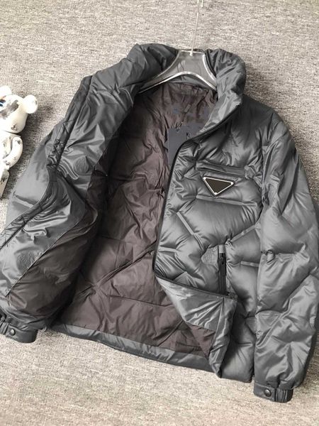 autumn and winter men's lapel with velvet light down coat, full of velvet light, generous and simple version of the trend., Black
autumn and winter men's lapel with velvet light down coat, full of velvet light, generous and simple version of the trend., Black