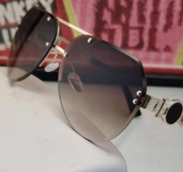 luxury designer man classics sunglasses outdoors travel waterproof sunglasses woman casual summer frameless goggles, White;black
luxury designer man classics sunglasses outdoors travel waterproof sunglasses woman casual summer frameless goggles, White;black