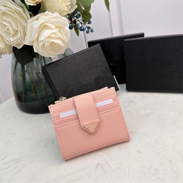 mini designer wallet men women leather wallet square granular leather fashion portable holiday gift couple style metal triangle purse black, Brown;gray
mini designer wallet men women leather wallet square granular leather fashion portable holiday gift couple style metal triangle purse black, Brown;gray