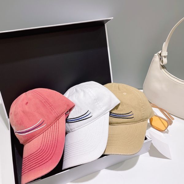 cap summer beach sun protection hat beach sun protection men and women in hand both sports and leisure are available three fashionable color, Blue;gray
cap summer beach sun protection hat beach sun protection men and women in hand both sports and leisure are available three fashionable color, Blue;gray