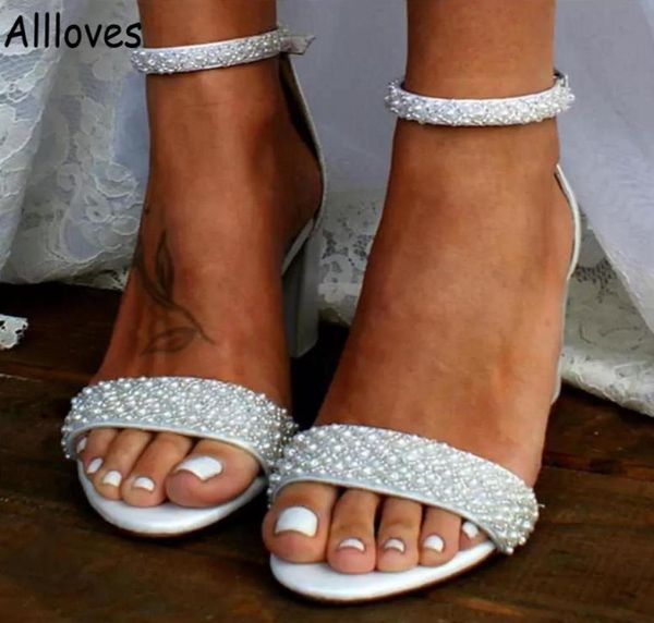 elegant pearls wedding shoes block high heel ivory women sandals open toe handmade leather women sandal for brides marraige accces2549552, Black
elegant pearls wedding shoes block high heel ivory women sandals open toe handmade leather women sandal for brides marraige accces2549552, Black