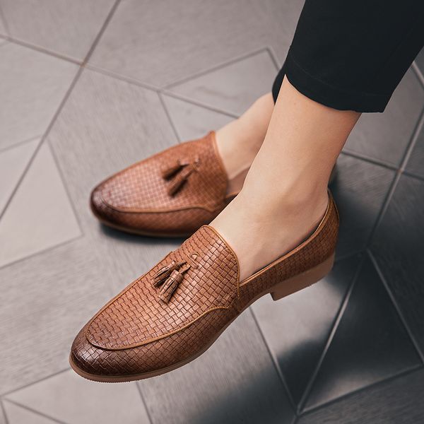 dress shoes men oxford shoes breathable action leather men's flats men summer spring casual for man plus size 3847 230703, Black
dress shoes men oxford shoes breathable action leather men's flats men summer spring casual for man plus size 3847 230703, Black
