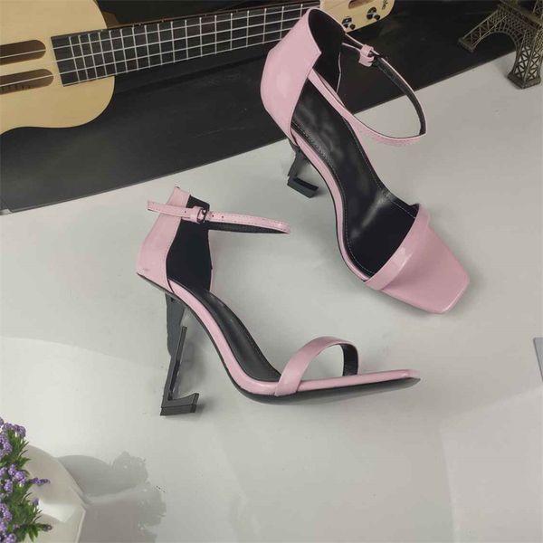 women designer sandals luxury yslity heels black white apricot color leather heel sandal woman dfhdfh
women designer sandals luxury yslity heels black white apricot color leather heel sandal woman dfhdfh