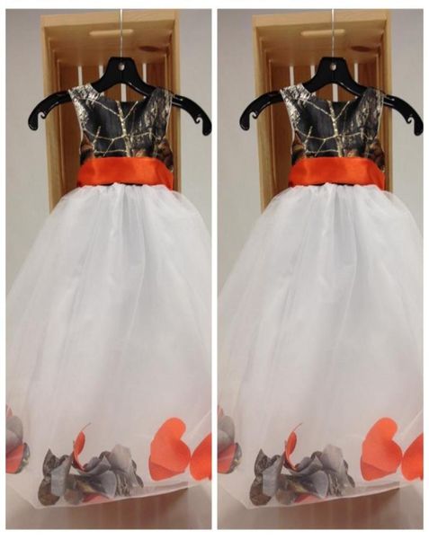 custom camo oneck flower girls dresses petal adorned birthday party gowns camouflage outside real tree formal kids5408821, White;blue
custom camo oneck flower girls dresses petal adorned birthday party gowns camouflage outside real tree formal kids5408821, White;blue