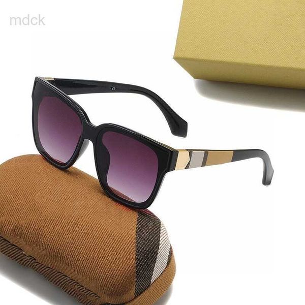 sunglasses for designer women mens letter sun glasses eyewear beach outdoor shades pc frame goggles sport driving luxury with original box 4, White;black
sunglasses for designer women mens letter sun glasses eyewear beach outdoor shades pc frame goggles sport driving luxury with original box 4, White;black