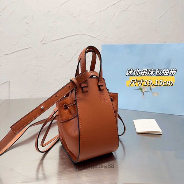 large cutie hanging spain handbag girl mini bag lady designer drawstring bags loewsbag crossbody mini hammock capacity shoulder packaging wo
large cutie hanging spain handbag girl mini bag lady designer drawstring bags loewsbag crossbody mini hammock capacity shoulder packaging wo