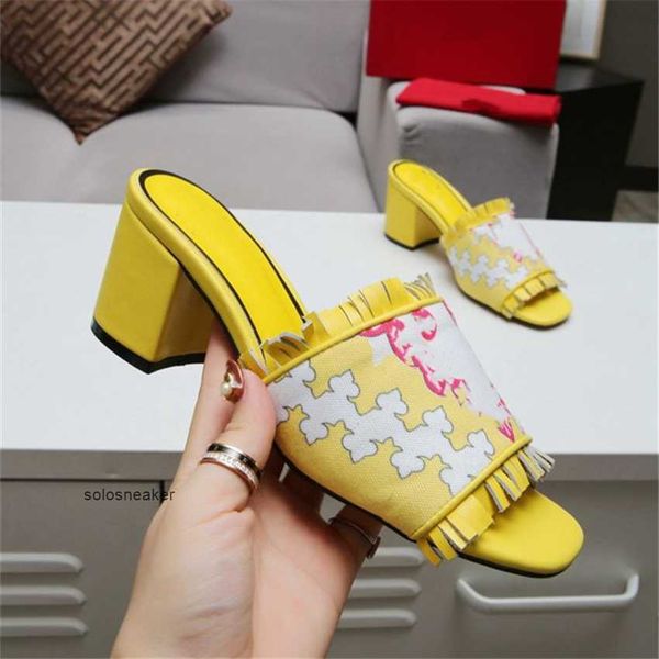 fashion sandals luxury design women high heel leather letter wedding party casual slippers 014 valentinoly, Black
fashion sandals luxury design women high heel leather letter wedding party casual slippers 014 valentinoly, Black