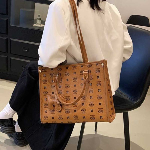 new evening bags advanced and high capacity commuter bag for women's versatile tote fashion printed one shoulder 230704
new evening bags advanced and high capacity commuter bag for women's versatile tote fashion printed one shoulder 230704