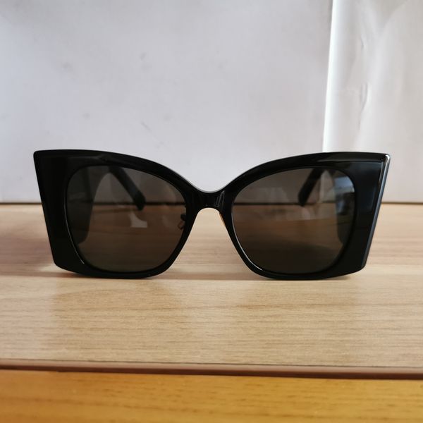 large cat eye beautiful sunglasses black/black shades women summer sunnies gafas de sol sonnenbrille uv400 eyewear with box, White;black
large cat eye beautiful sunglasses black/black shades women summer sunnies gafas de sol sonnenbrille uv400 eyewear with box, White;black