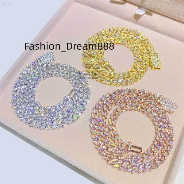 wholesale 8mm 1row round corner s925 iced out moissanite diamond men cuban link chain, Silver
wholesale 8mm 1row round corner s925 iced out moissanite diamond men cuban link chain, Silver