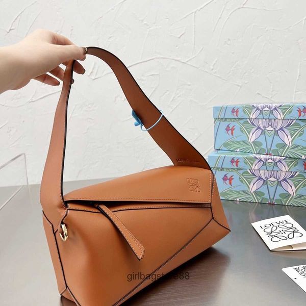 girl bag designer bags loewsbag lady geometry spain underarm hobo puzzle shoulder underarm fashion women handbags soft leather purse wallet 
girl bag designer bags loewsbag lady geometry spain underarm hobo puzzle shoulder underarm fashion women handbags soft leather purse wallet
