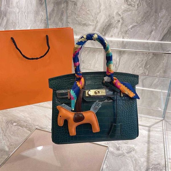 women 2021 handbags designer shoulder crossbody bag golden hardware handbag fashion lady crocodile pattern purses with pony and si308k
women 2021 handbags designer shoulder crossbody bag golden hardware handbag fashion lady crocodile pattern purses with pony and si308k