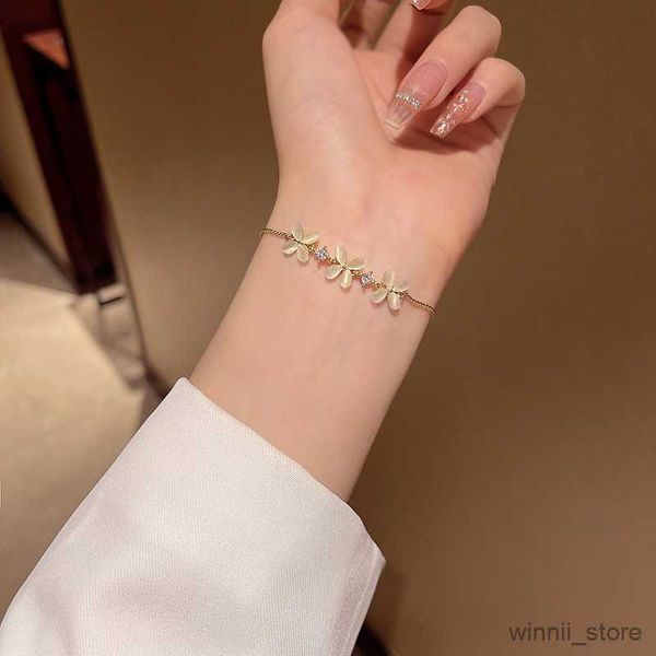 charm bracelets 2023 new opal flower gold color bracelets for women delicate full of adjustable bracelets wedding jewelry gift r230704, Golden;silver
charm bracelets 2023 new opal flower gold color bracelets for women delicate full of adjustable bracelets wedding jewelry gift r230704, Golden;silver