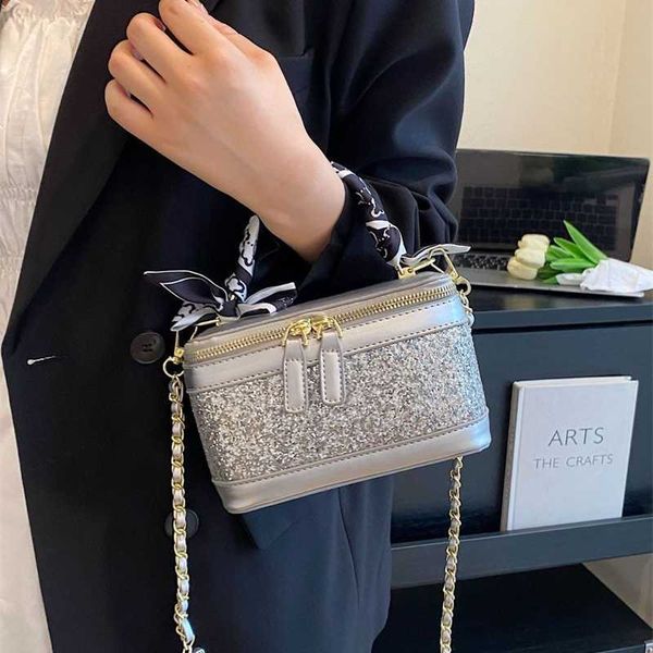 evening bags small bag trendy fashion chain crossbody women's summer high-end feeling square 230704
evening bags small bag trendy fashion chain crossbody women's summer high-end feeling square 230704